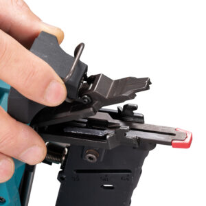 Makita DBN610